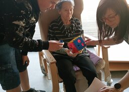 Žáci ZŠ Hošťálková na návštěvě stacionáře