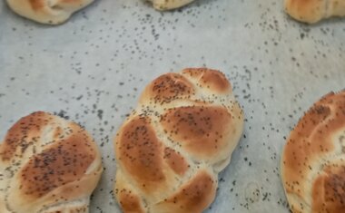 Květen – jak jsme pekli housky