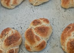 Květen – jak jsme pekli housky