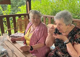 Opékání špekáčků