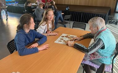 Pečení perníčků v Ratiboři propojilo generace