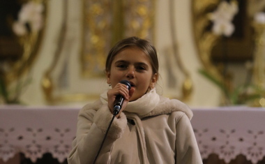 Adventní koncert ZUŠ Kostka na podporu Charity Vsetín