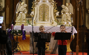 Adventní koncert ZUŠ Kostka na podporu Charity Vsetín