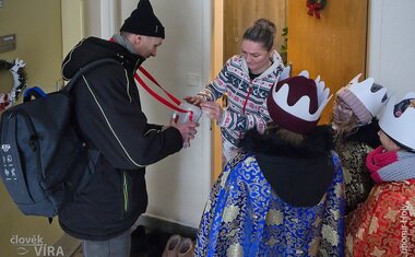 Tříkrálová sbírka 2026, foto Foto Člověk a víra/Lubomír Holý 